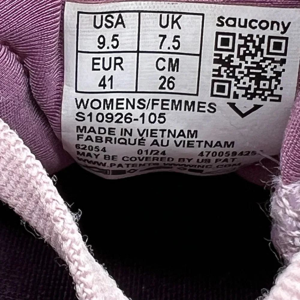 Saucony Omni 22 Women's Size 9.5 Fog Rose Stability Running Shoes S10926-105